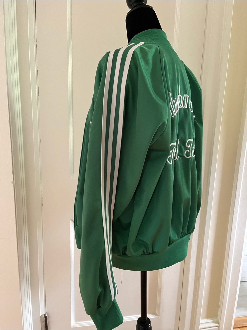 Vintage Green Embroidered Shiny Fleece Bomber Jacket - Picture 8 of 8